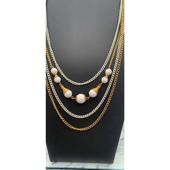 Vintage Stunning 1979’s MCM Style Multi Chain White and Gold Necklace - Picture 2 of 5